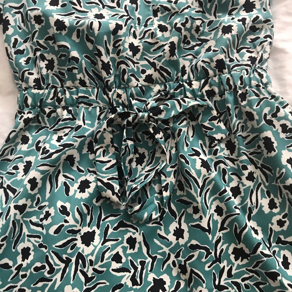 NWOT...Loft 👗 - Picture 3 of 4